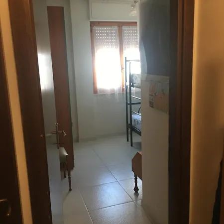 Apartamento And *